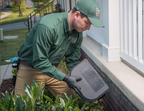 Our Pest Control Experts Will Visit Your Property on a Quarterly Basis and You’ll Get abingdon md pest control worker